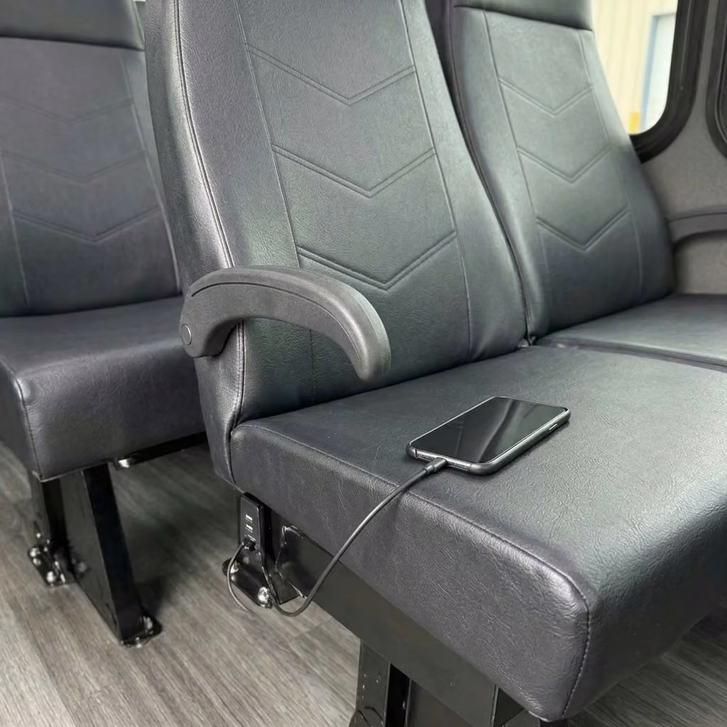east palo alto 15 passenger minibus usb charging