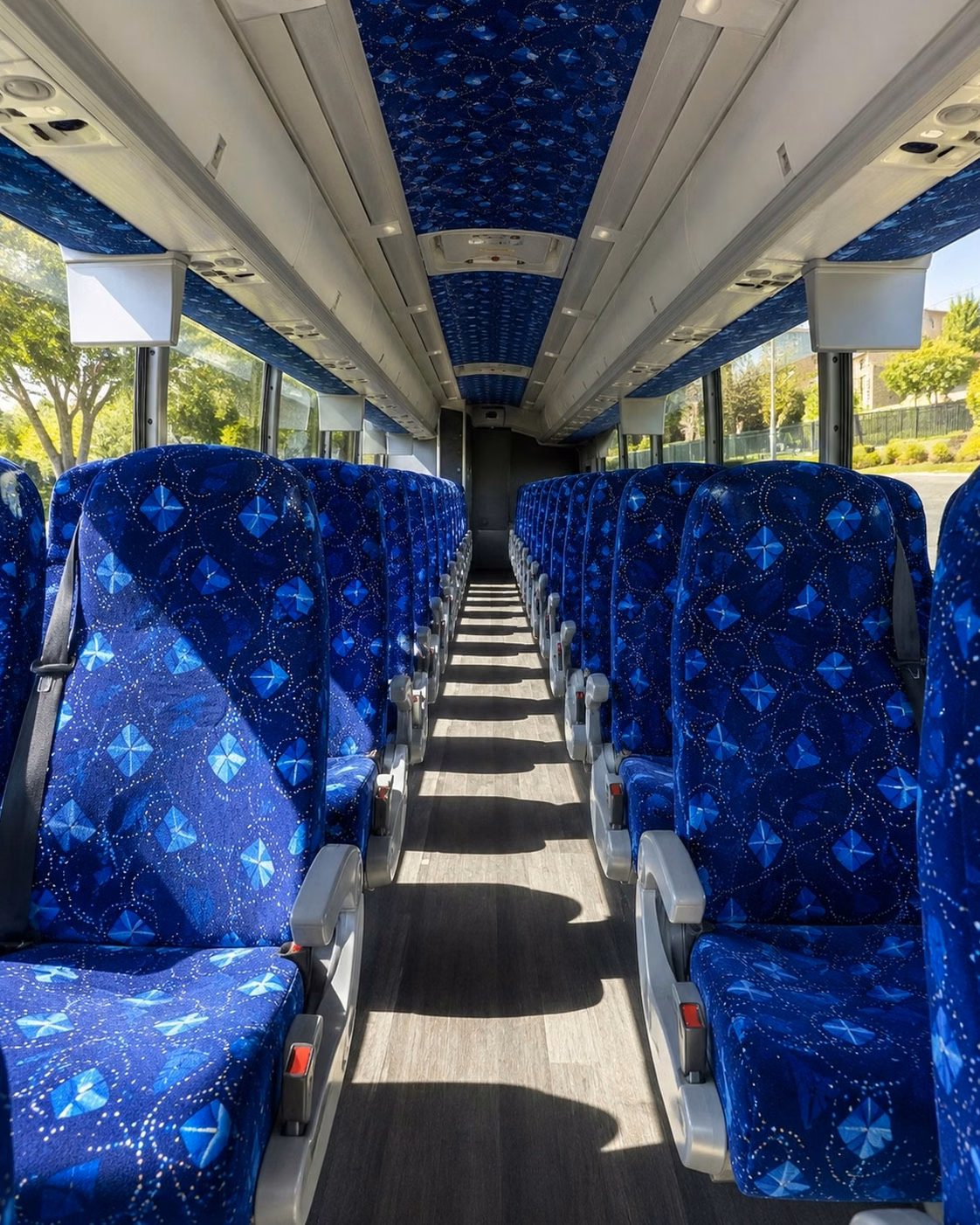 east palo alto 15 to 50 passenger prom party buses and sprinter limos in east palo alto