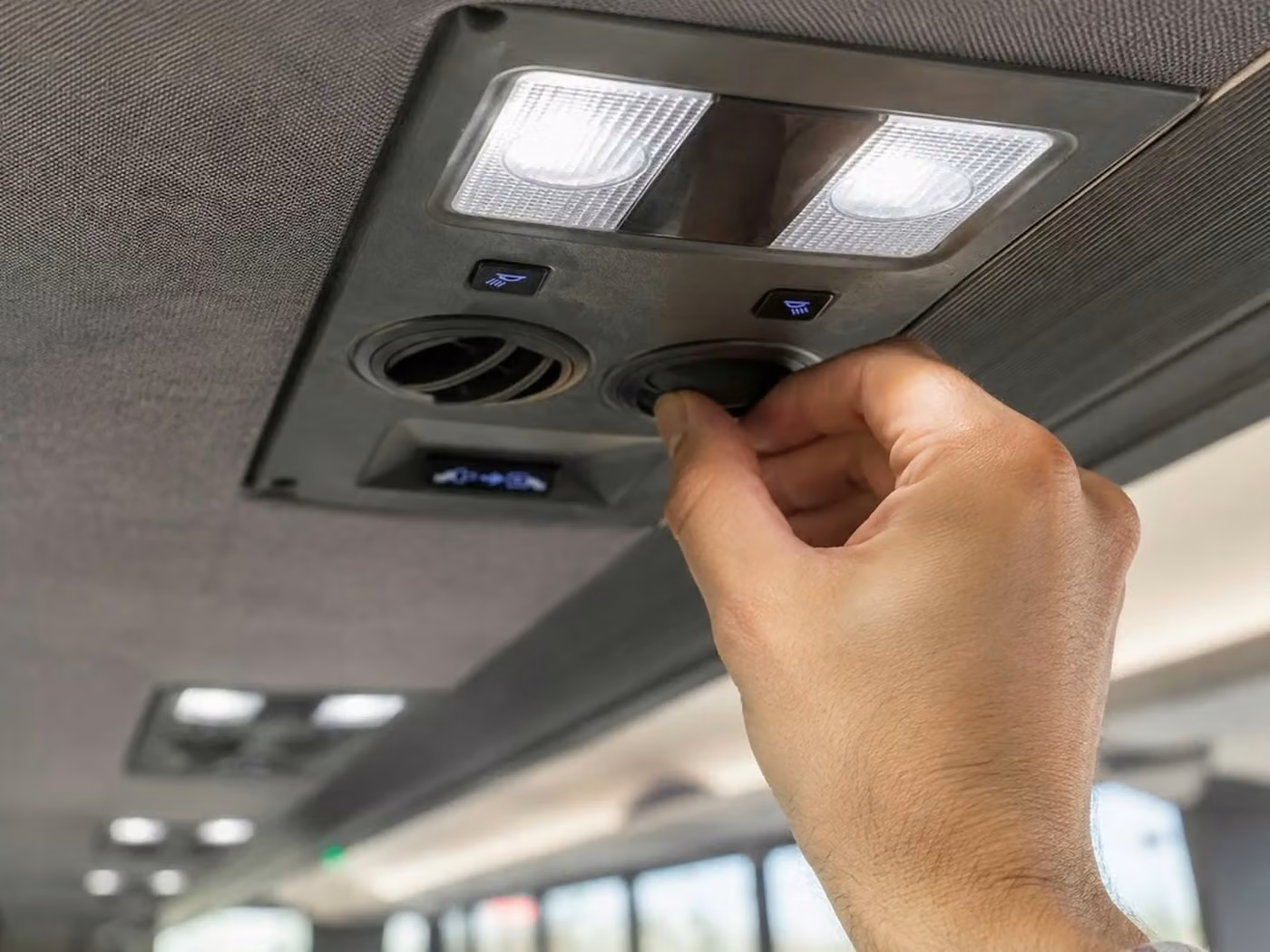 east palo alto 25 passenger minibus air conditioning