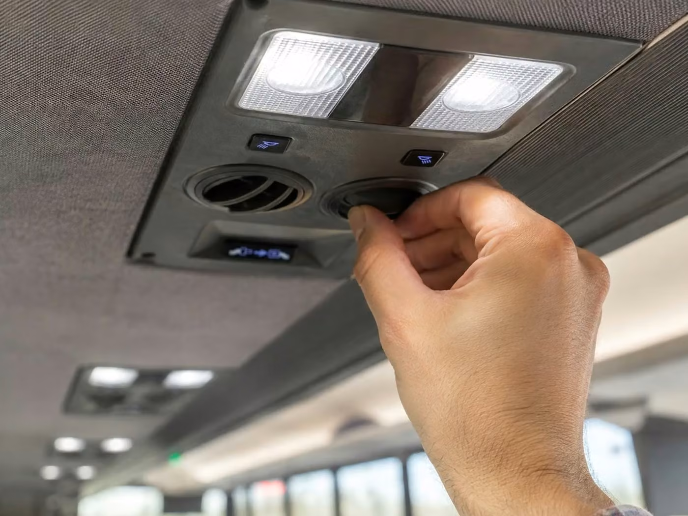 east palo alto 30 passenger minibus air conditioning