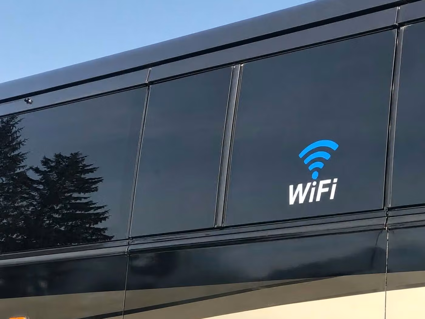 east palo alto 30 passenger minibus wifi
