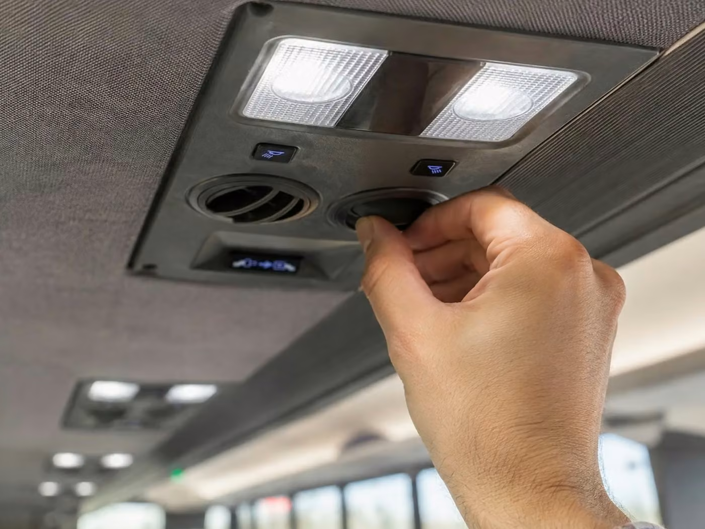 east palo alto 35 passenger minibus air conditioning