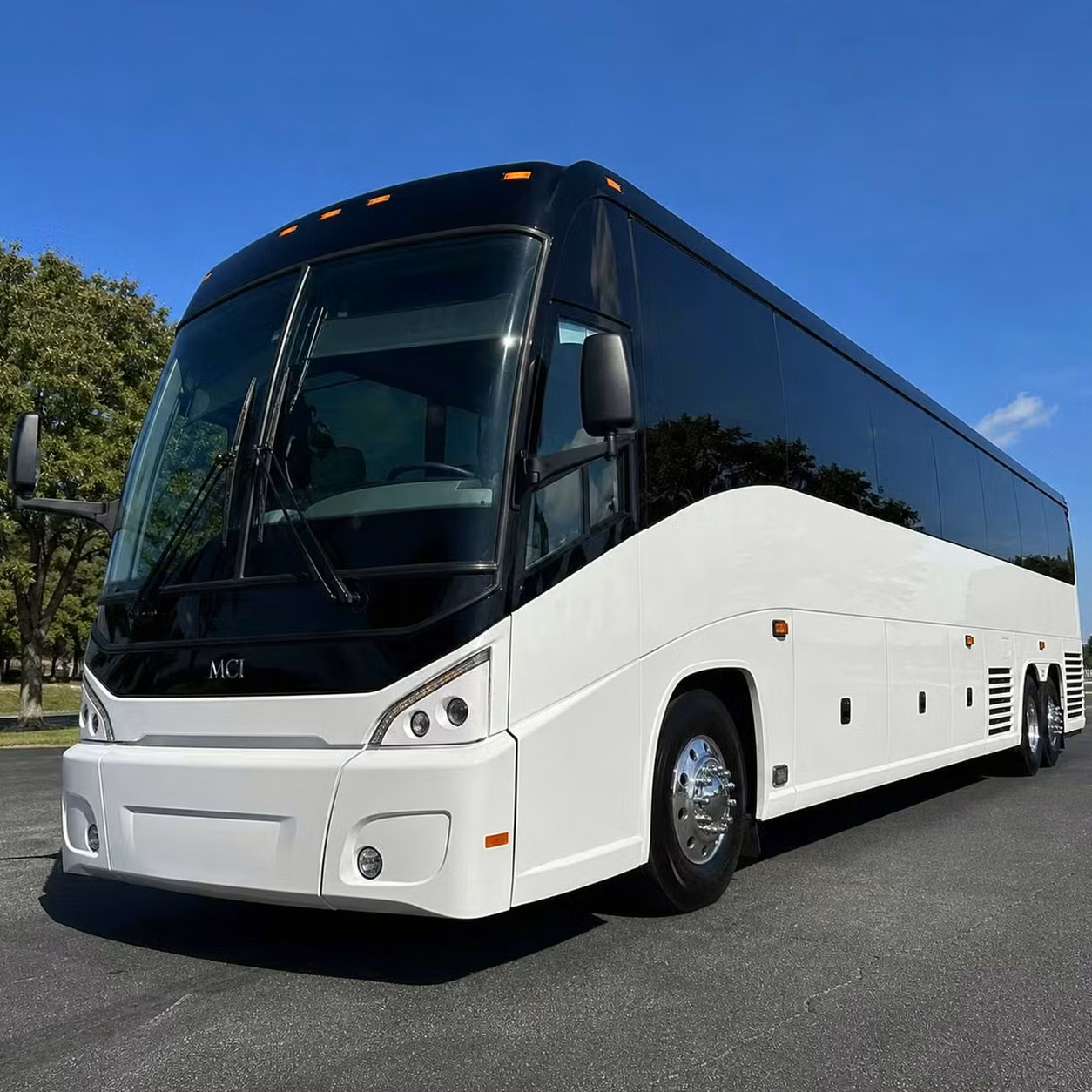 east palo alto custom shuttle loops between east palo alto hotels bars and venue gates