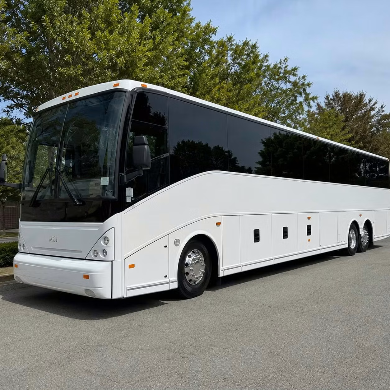 east palo alto employee charter buses with wifi power outlets and reclining seats